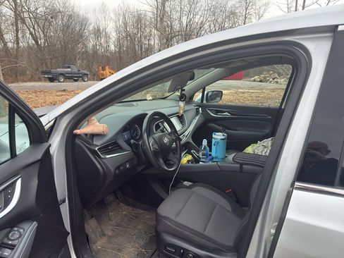 Used 2021 Buick Enclave Preferred w/ LPO, Floor Liner Package image 9