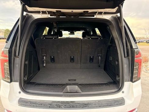 Used 2025 Chevrolet Tahoe LT image 28