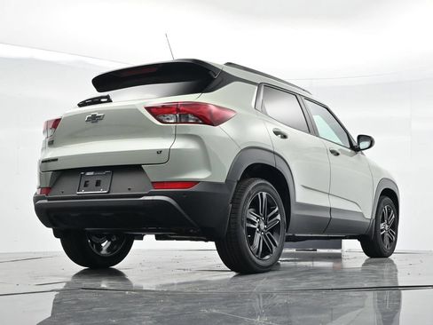 New 2026 Chevrolet TrailBlazer LT w/ Midnight Edition FWD image 32