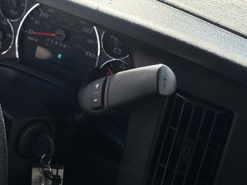 Used 2024 Chevrolet Express 2500 w/ Driver Convenience Package image 5