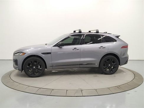 Used 2025 Jaguar F-PACE R-Dynamic S image 4