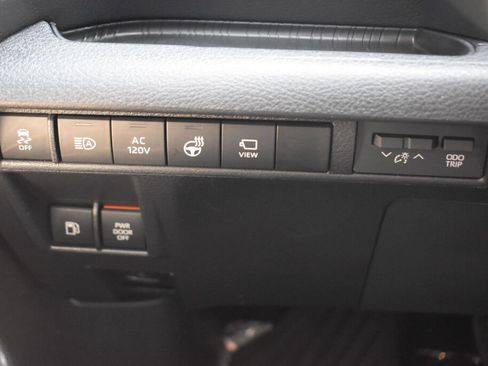 Certified 2025 Toyota Sienna Platinum AWD/4WD image 14