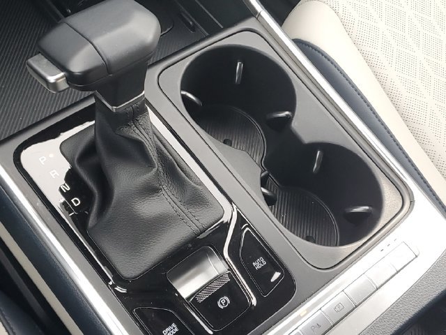 Certified 2026 Kia Carnival EX FWD image 29