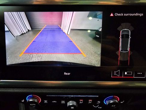 Certified 2025 Audi Q3 2.0T Premium w/ Convenience Package image 25