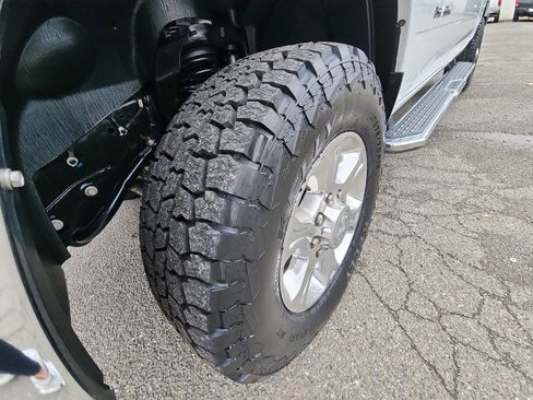 Certified 2023 RAM 2500 Big Horn w/ Level 1 Equipment Group image 18