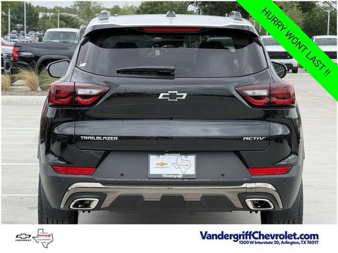 New 2026 Chevrolet TrailBlazer ACTIV w/ Convenience Package FWD image 5