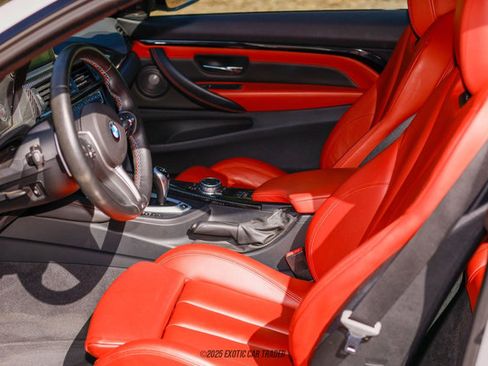 Used 2015 BMW M4 Convertible image 39