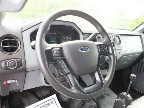 Used 2022 Ford F650 2WD Regular Cab Super Duty image 10