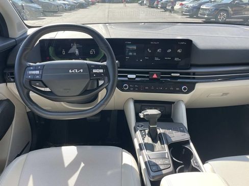Used 2026 Kia Sportage EX w/ EX Panorama Roof Package FWD image 14