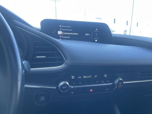 Used 2025 MAZDA MAZDA3 s FWD image 27