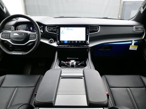 New 2026 Jeep Grand Wagoneer Limited AWD/4WD image 9