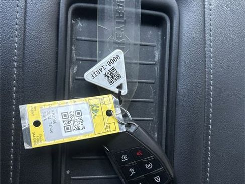 Used 2022 Chevrolet Tahoe LT image 33