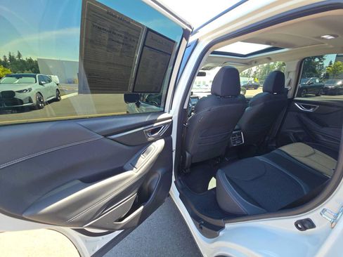 Used 2023 Subaru Forester Premium AWD/4WD image 15
