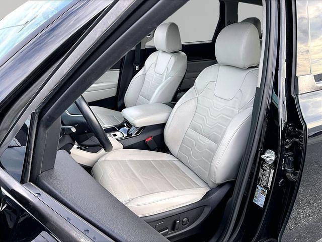 Used 2022 Kia Telluride SX w/ SX Prestige Package AWD/4WD image 10