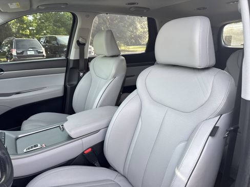 Used 2023 Hyundai Palisade SEL w/ Premium Package AWD/4WD image 14