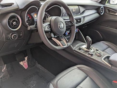 Used 2020 Alfa Romeo Stelvio w/ Nero Edizione RWD image 9