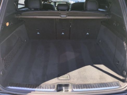 Used 2023 Mercedes-Benz GLE 450 4MATIC w/ AMG Line Exterior image 19