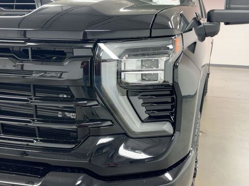 New 2026 Chevrolet Silverado 2500 LTZ w/ LTZ Plus Package image 9