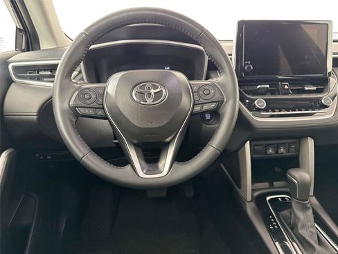 Certified 2025 Toyota Corolla Cross XLE w/ Convenience Package AWD/4WD image 33