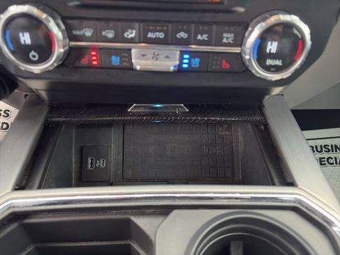 Used 2022 Ford F350 Platinum image 15