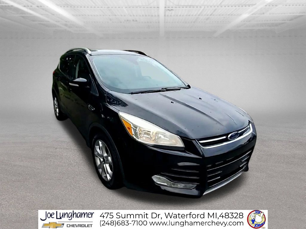 Used 2016 Ford Escape Titanium AWD/4WD image 2