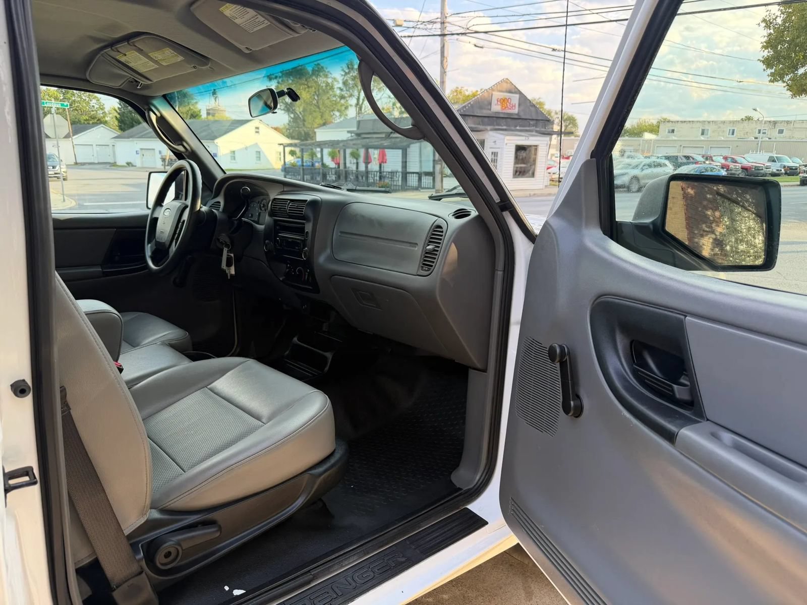 Used 2011 Ford Ranger XL RWD image 17