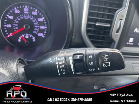 Used 2018 Kia Sportage LX w/ LX Popular Package image 19