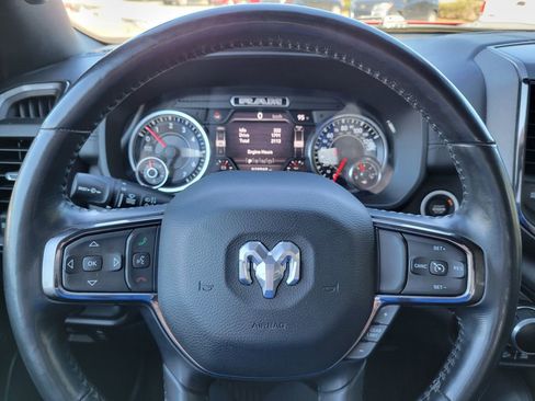 Used 2021 RAM 1500 Big Horn w/ Built-to-serve Edition image 31