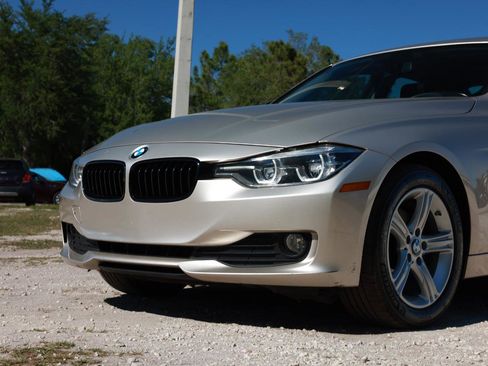 Used 2014 BMW 320i Sedan image 25