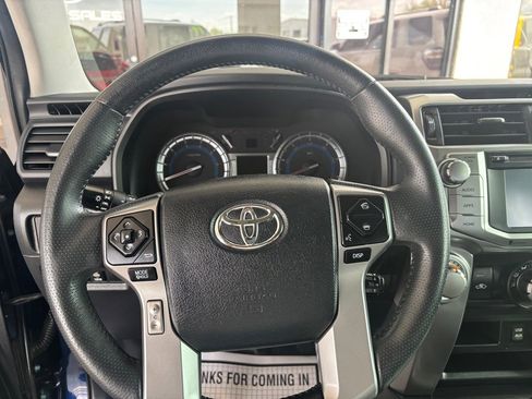 Used 2019 Toyota 4Runner SR5 Premium AWD/4WD image 8