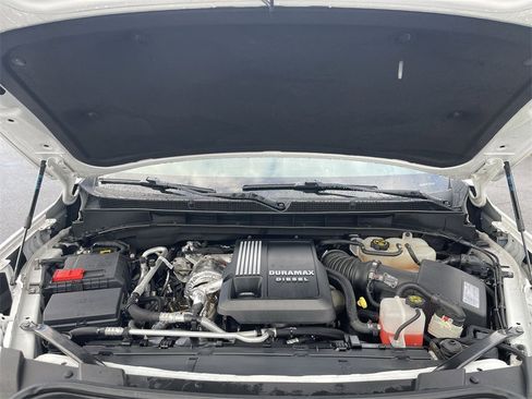 Used 2021 GMC Yukon XL SLT image 30