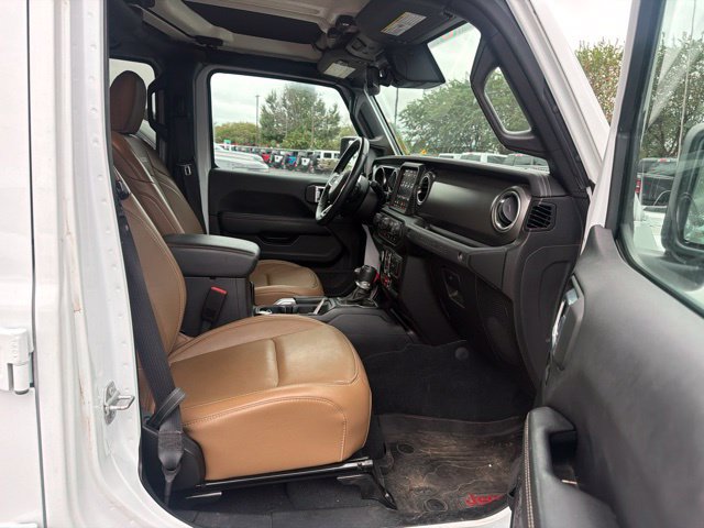 Used 2022 Jeep Wrangler Unlimited Rubicon w/ Xtreme Recon 35" Tire Package AWD/4WD image 12