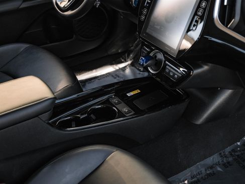 Used 2021 Toyota Prius Prime XLE image 22