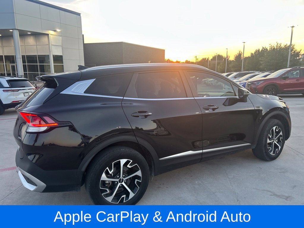 Used 2025 Kia Sportage EX AWD/4WD image 3