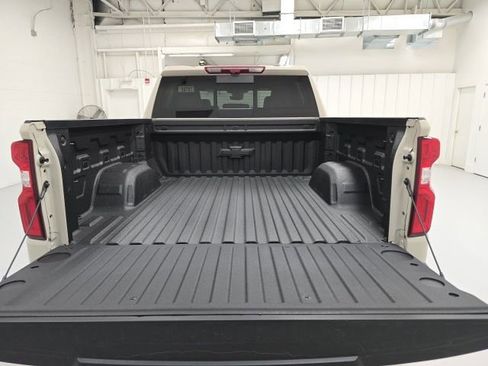 New 2026 Chevrolet Silverado 1500 ZR2 w/ LPO, Dark Essentials Package image 24