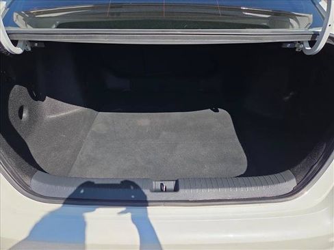 Used 2024 Honda Accord Sport image 6