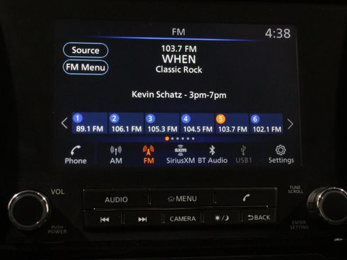 Used 2024 Nissan Frontier SV w/ Technology Package RWD image 16