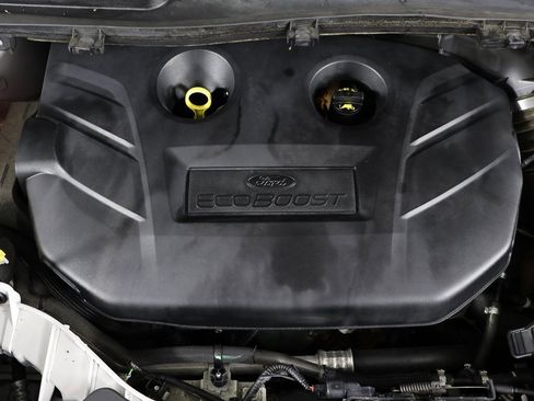 Used 2017 Ford Escape Titanium image 17