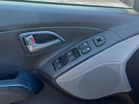 Used 2014 Hyundai Tucson SE image 14