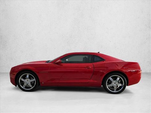 Used 2010 Chevrolet Camaro LT RWD image 8