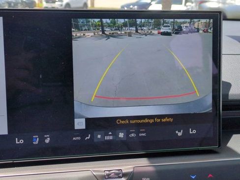 New 2026 Lexus ES 500e AWD/4WD image 18