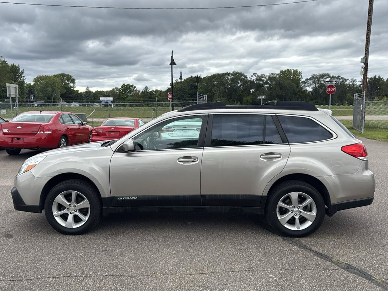 Used 2014 Subaru Outback 2.5i Limited AWD/4WD image 8