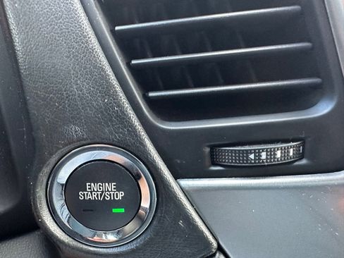 Used 2018 Chevrolet Tahoe LT w/ Luxury Package image 25