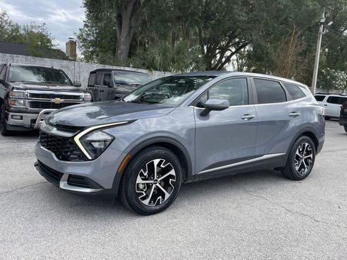 Certified 2023 Kia Sportage EX FWD image 8
