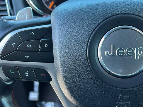 Used 2019 Jeep Grand Cherokee Trailhawk AWD/4WD image 19