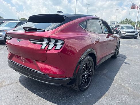 Used 2025 Ford Mustang Mach-E Premium w/ Sport Appearance Package AWD/4WD image 7