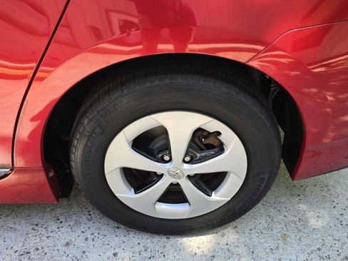 Used 2013 Toyota Prius Three image 10