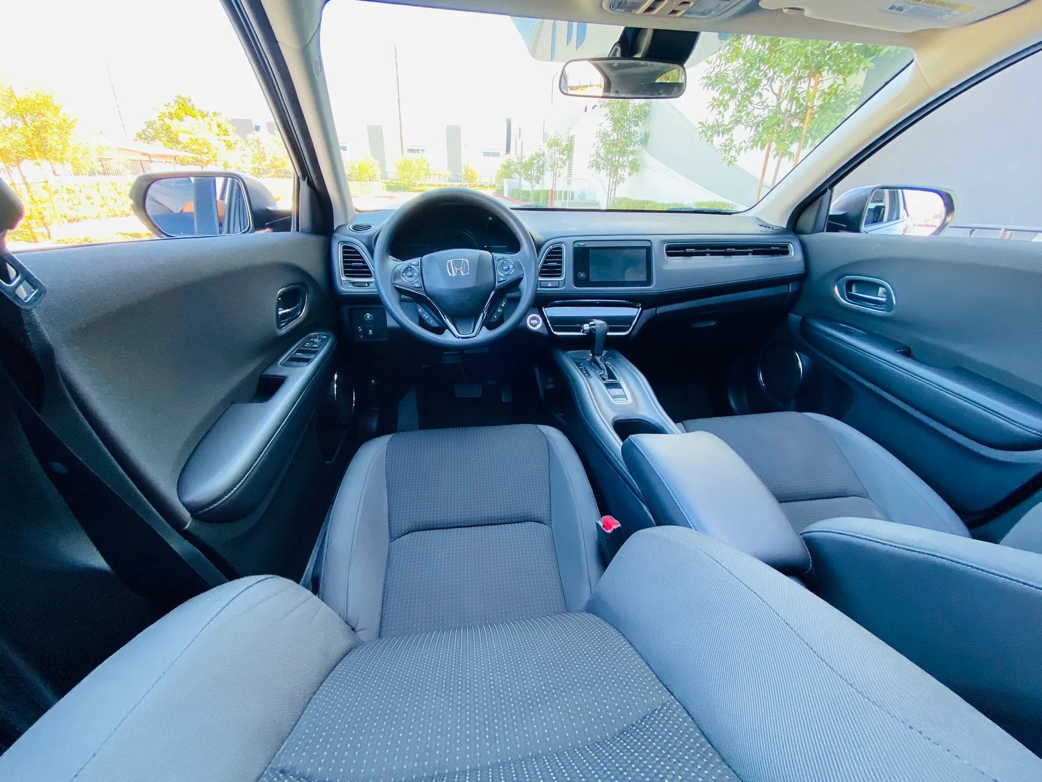 Used 2019 Honda HR-V EX image 27