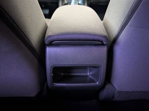 Used 2021 Toyota Corolla LE image 26