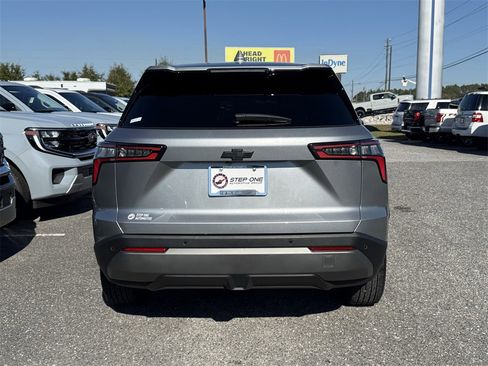 Used 2026 Chevrolet Equinox LT w/ Convenience Package II image 6